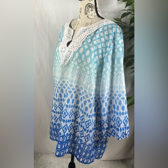 Alfred Dunner Blue and White Women's Blouse 💎 - Picture 5 of 11